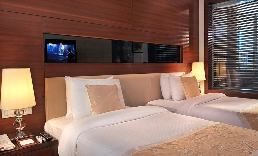 Hotel Haut Monde Gurgaon Eksteriør bilde