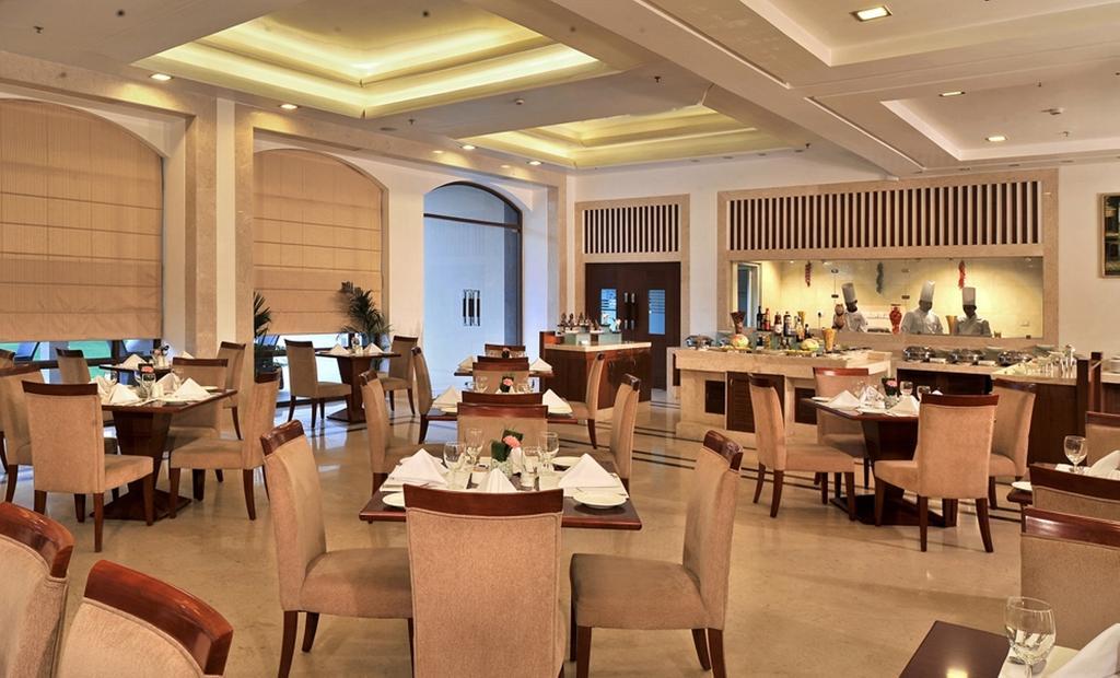 Hotel Haut Monde Gurgaon Eksteriør bilde