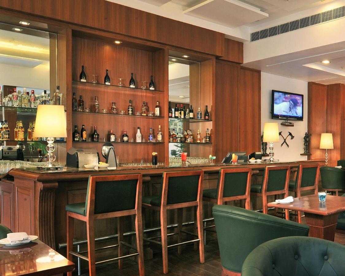 Hotel Haut Monde Gurgaon Eksteriør bilde